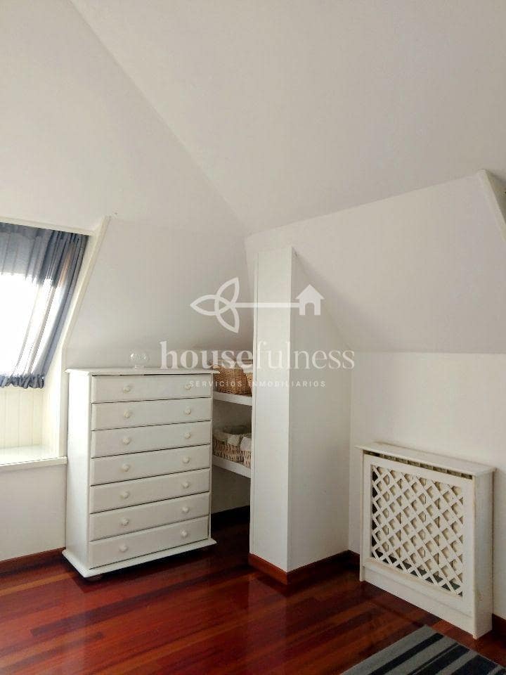 Ático de 4 habitaciones en Narón en venta - 189.000 € (Ref: 9218832)