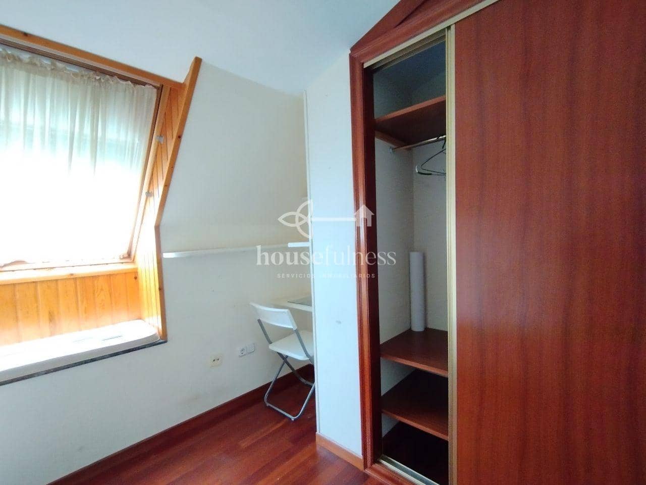 Ático de 4 habitaciones en Narón en venta - 189.000 € (Ref: 9218832)