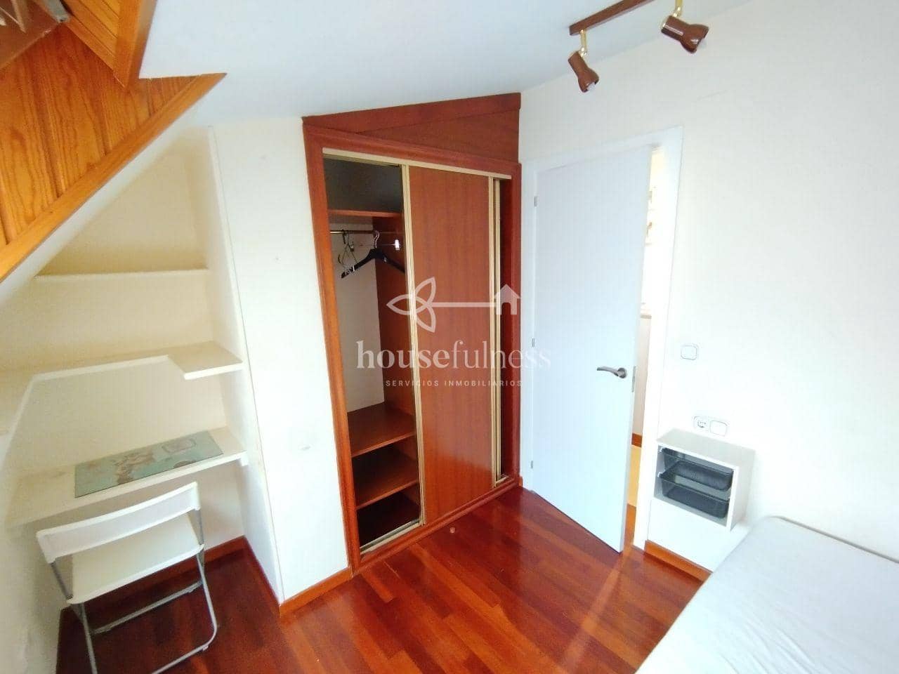 Ático de 4 habitaciones en Narón en venta - 189.000 € (Ref: 9218832)