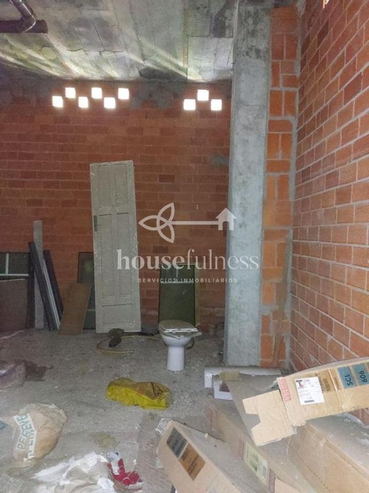 Kommersiell till salu i Naron - 79 000 € (Ref: 9218840)
