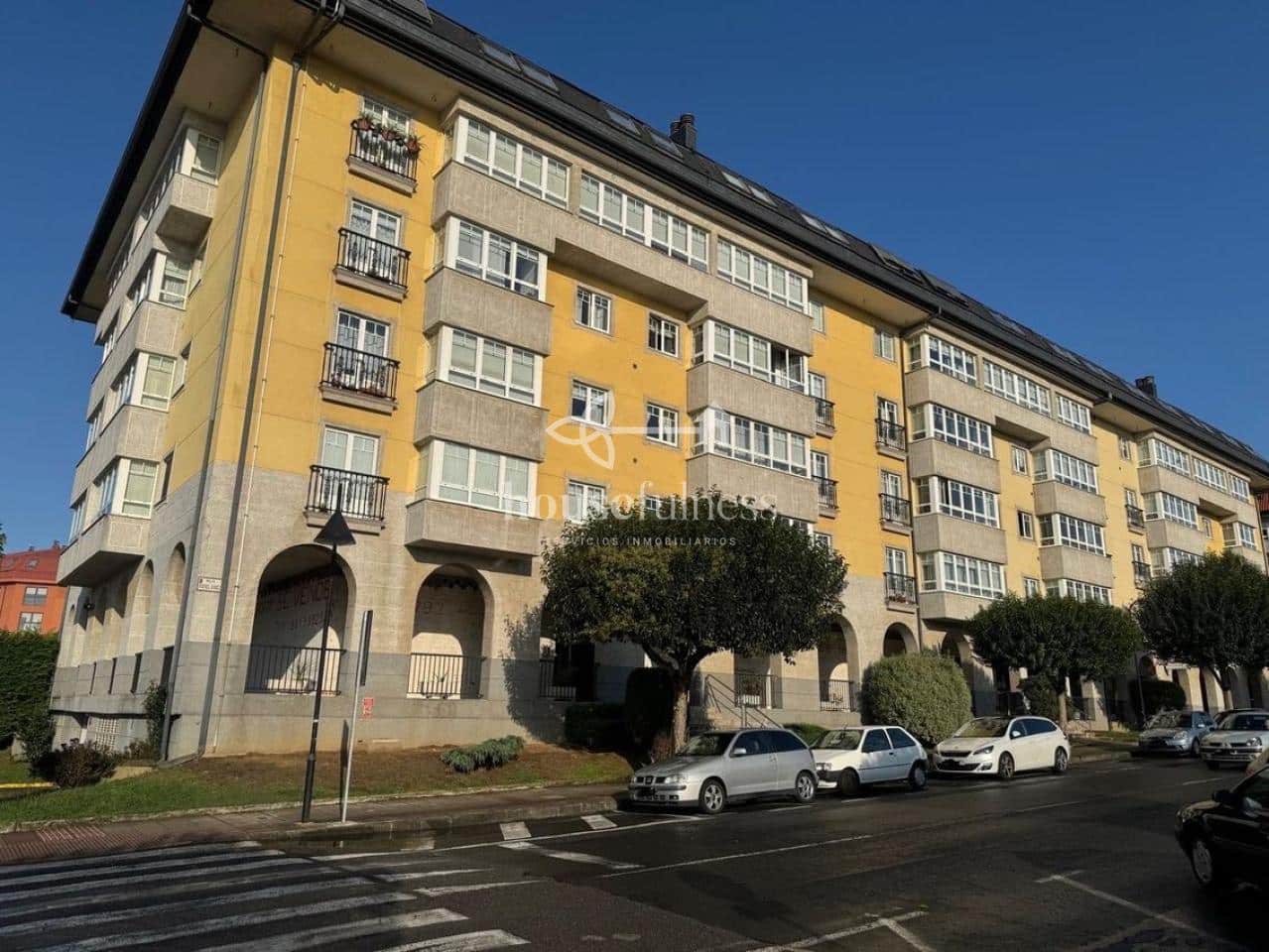 Kommersiell till salu i Naron - 79 000 € (Ref: 9218840)