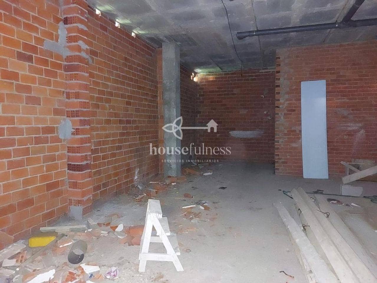 Kommersiell till salu i Naron - 79 000 € (Ref: 9218840)