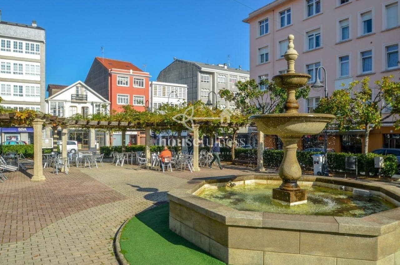 4 soveværelse Byhus til salg i Naron - € 89.999 (Ref: 9218842)