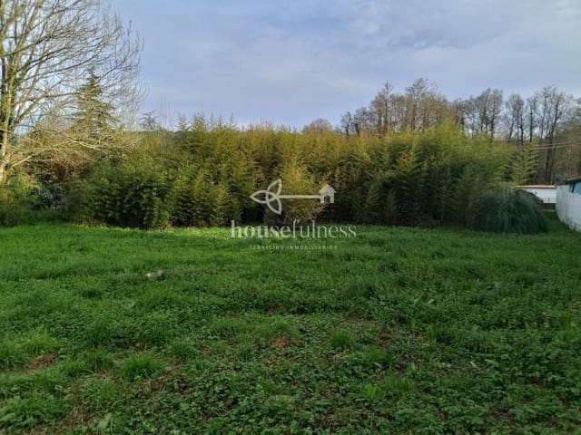 8 bedroom Villa for sale in Fene - € 75,000 (Ref: 9218846)