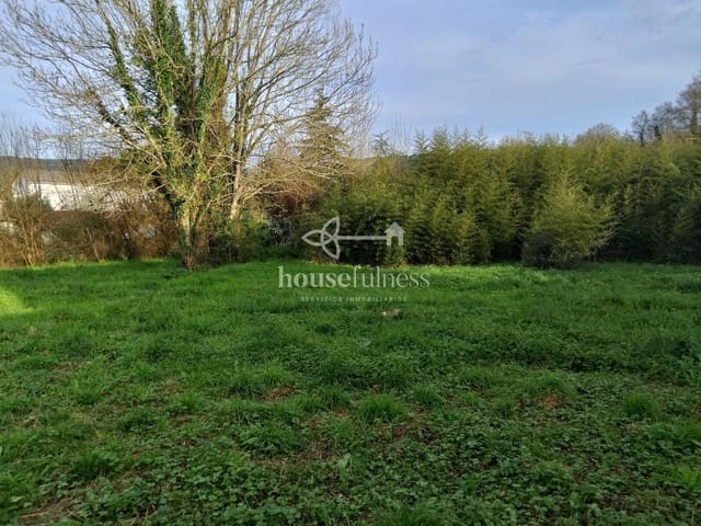 8 bedroom Villa for sale in Fene - € 75,000 (Ref: 9218846)