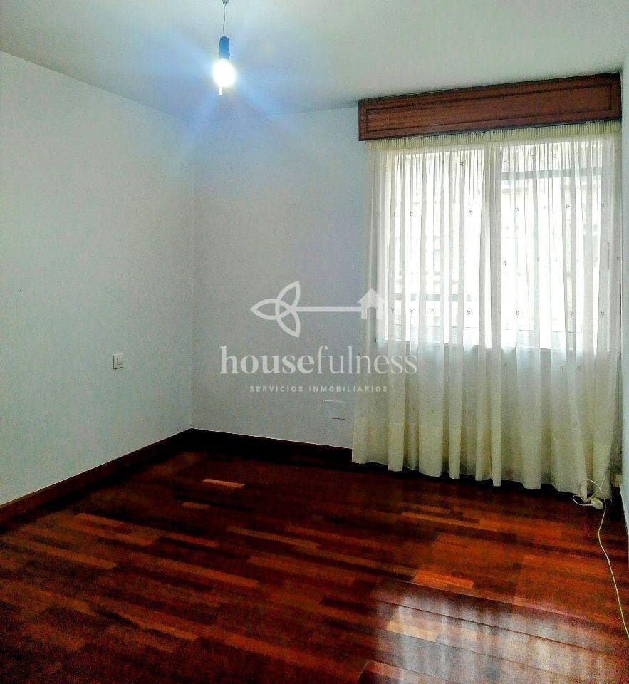 3 soveværelse Lejlighed til salg i Naron med garage - € 129.500 (Ref: 9218847)