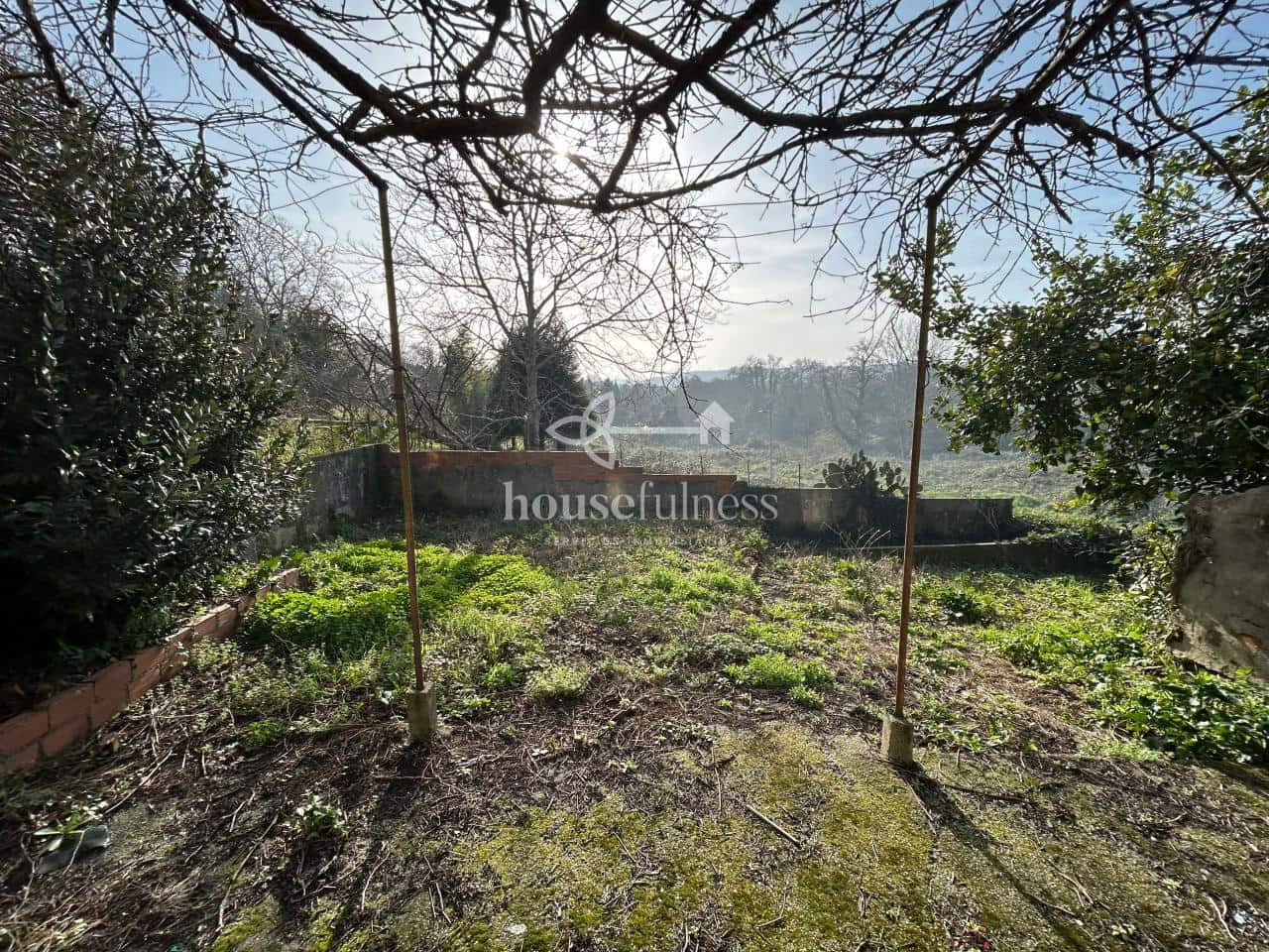 Casa de 4 habitaciones en Ferrol en venta con garaje - 70.000 € (Ref: 9218850)
