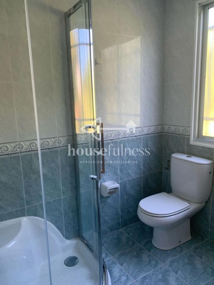 4 quarto Moradia para venda em Naron com garagem - 270 000 € (Ref: 9218851)