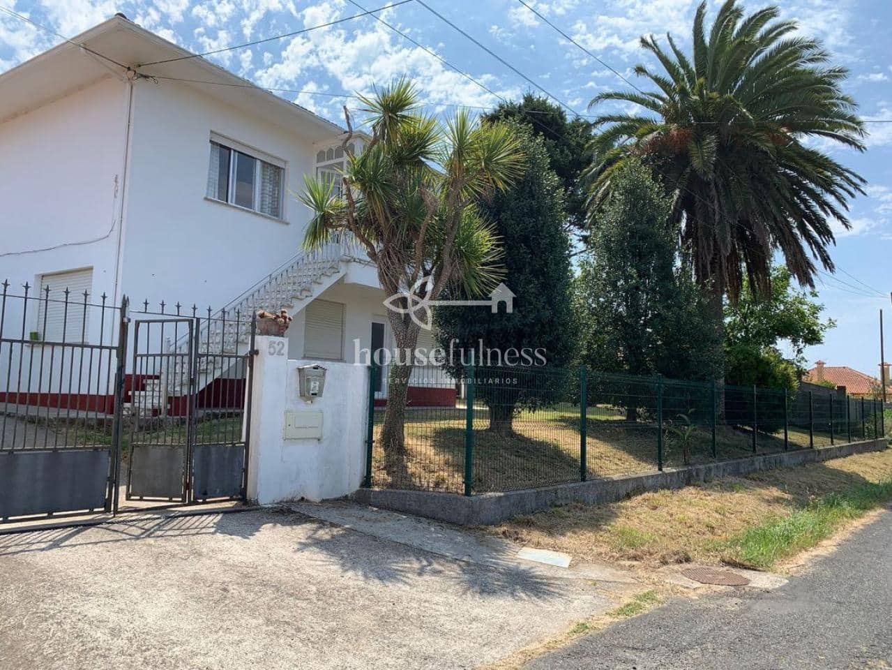 4 quarto Moradia para venda em Naron com garagem - 270 000 € (Ref: 9218851)