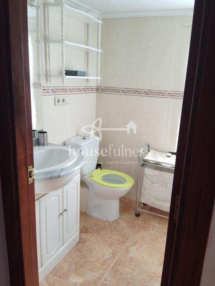 Casa de 4 habitaciones en Valdoviño en venta con garaje - 150.000 € (Ref: 9218852)