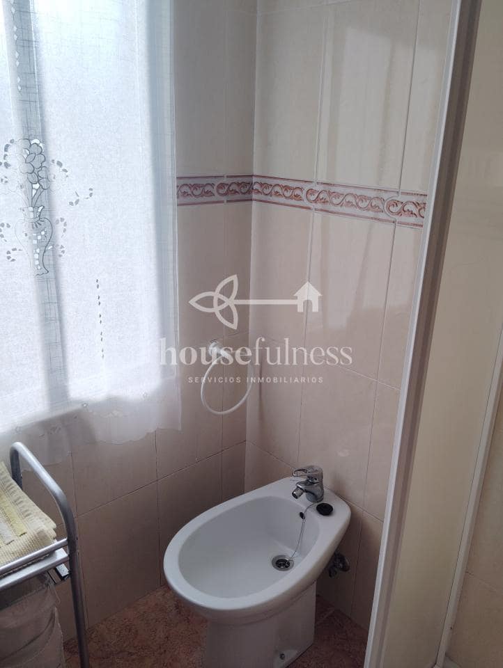 Casa de 4 habitaciones en Valdoviño en venta con garaje - 150.000 € (Ref: 9218852)