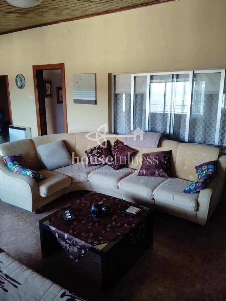 Casa de 4 habitaciones en Valdoviño en venta con garaje - 150.000 € (Ref: 9218852)