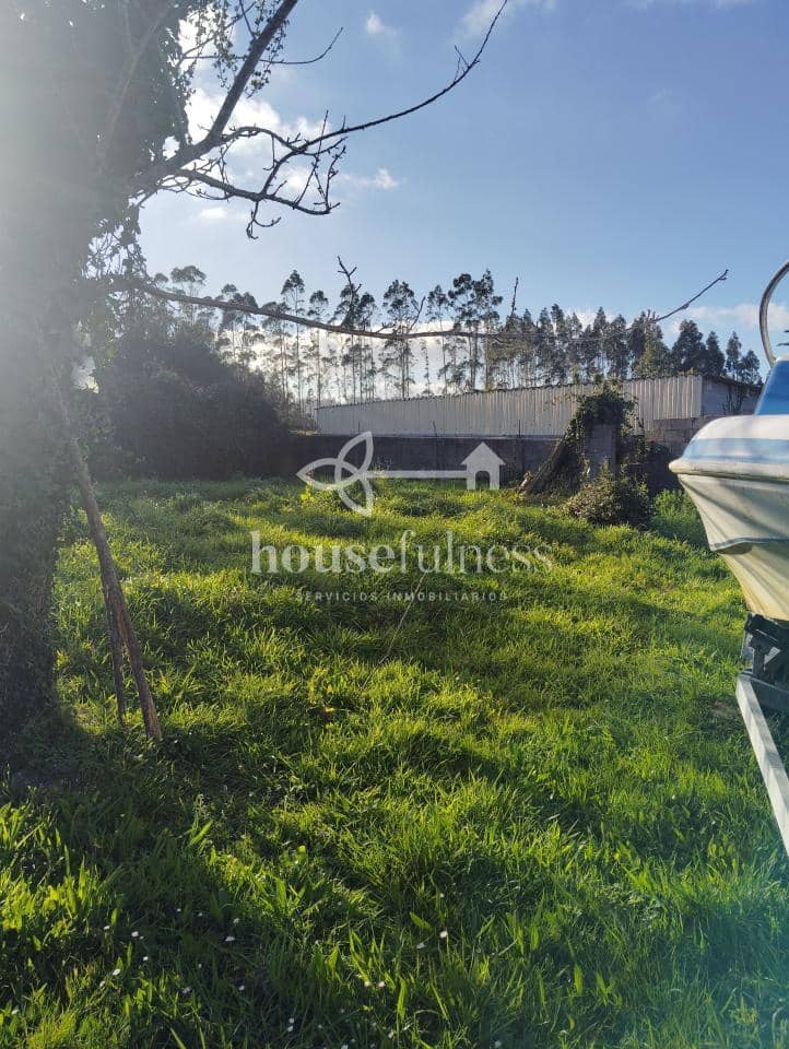 Casa de 4 habitaciones en Valdoviño en venta con garaje - 150.000 € (Ref: 9218852)