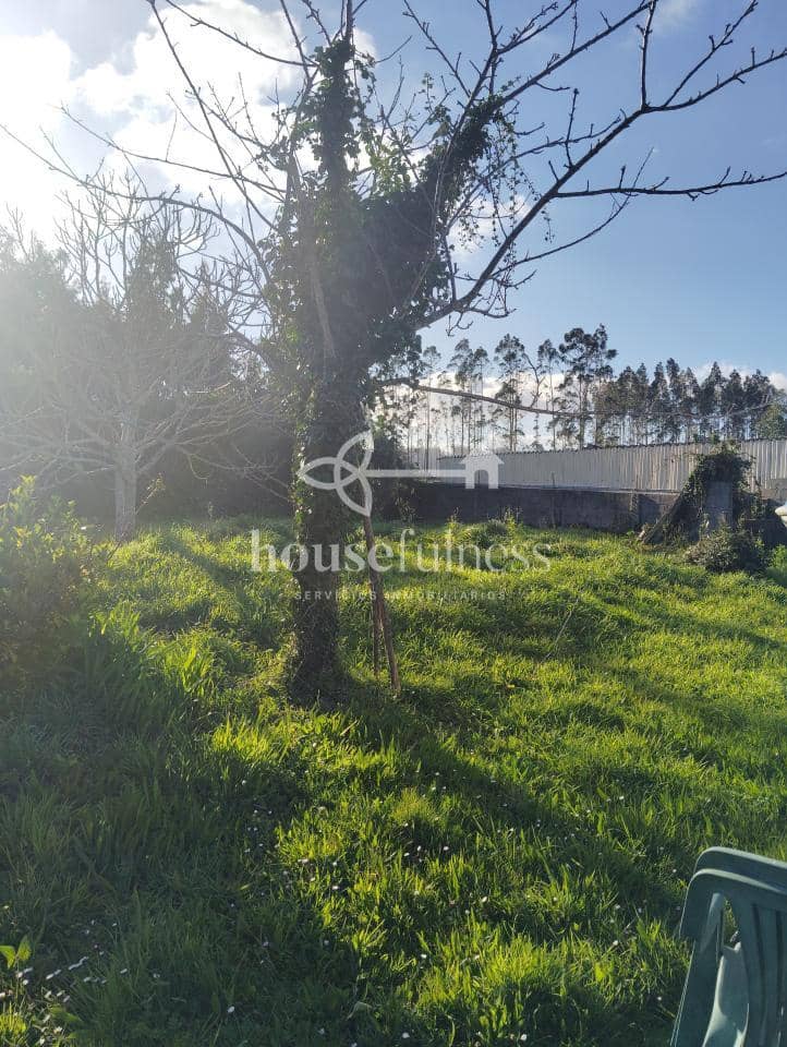 Casa de 4 habitaciones en Valdoviño en venta con garaje - 150.000 € (Ref: 9218852)