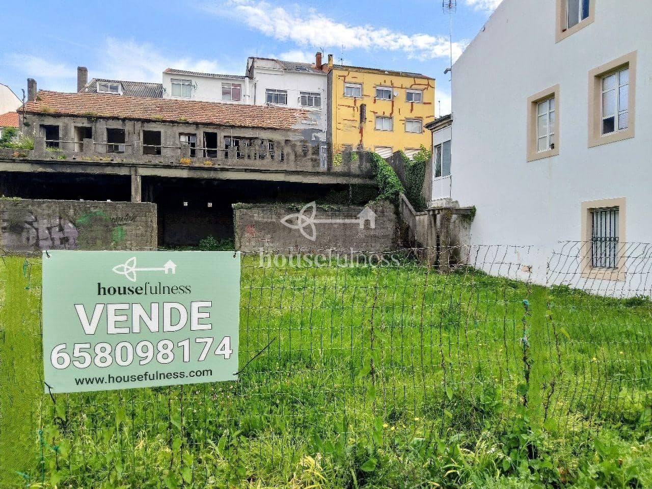 Grunde uden byggetilladelser til salg i Ferrol - € 600.000 (Ref: 9218855)