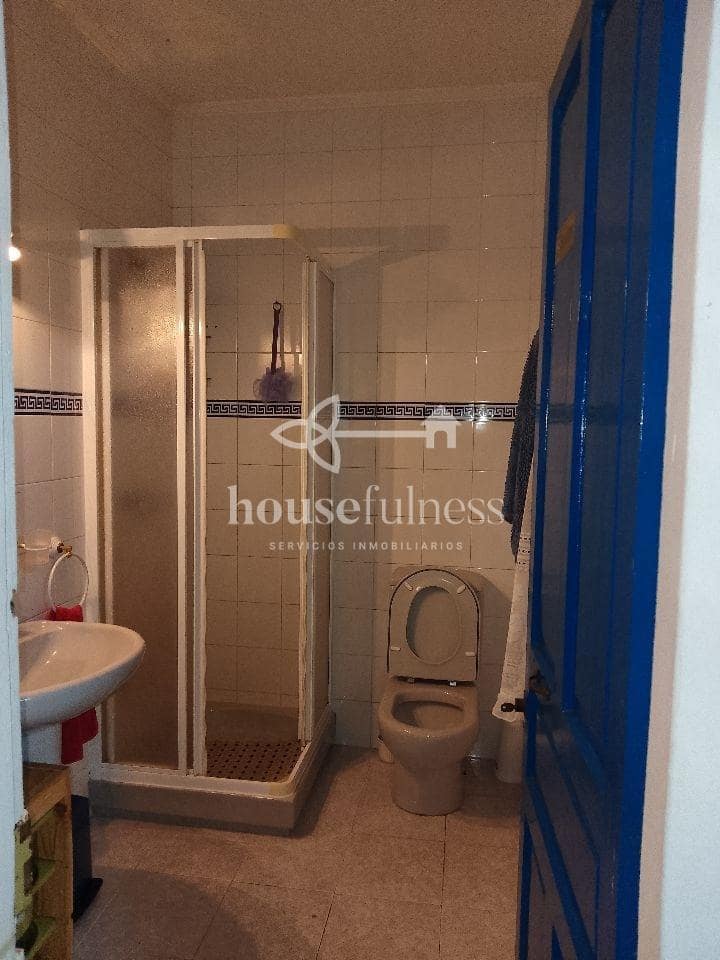 6 soveværelse Semi-Rækkehus til salg i Carino med garage - € 155.000 (Ref: 9218856)