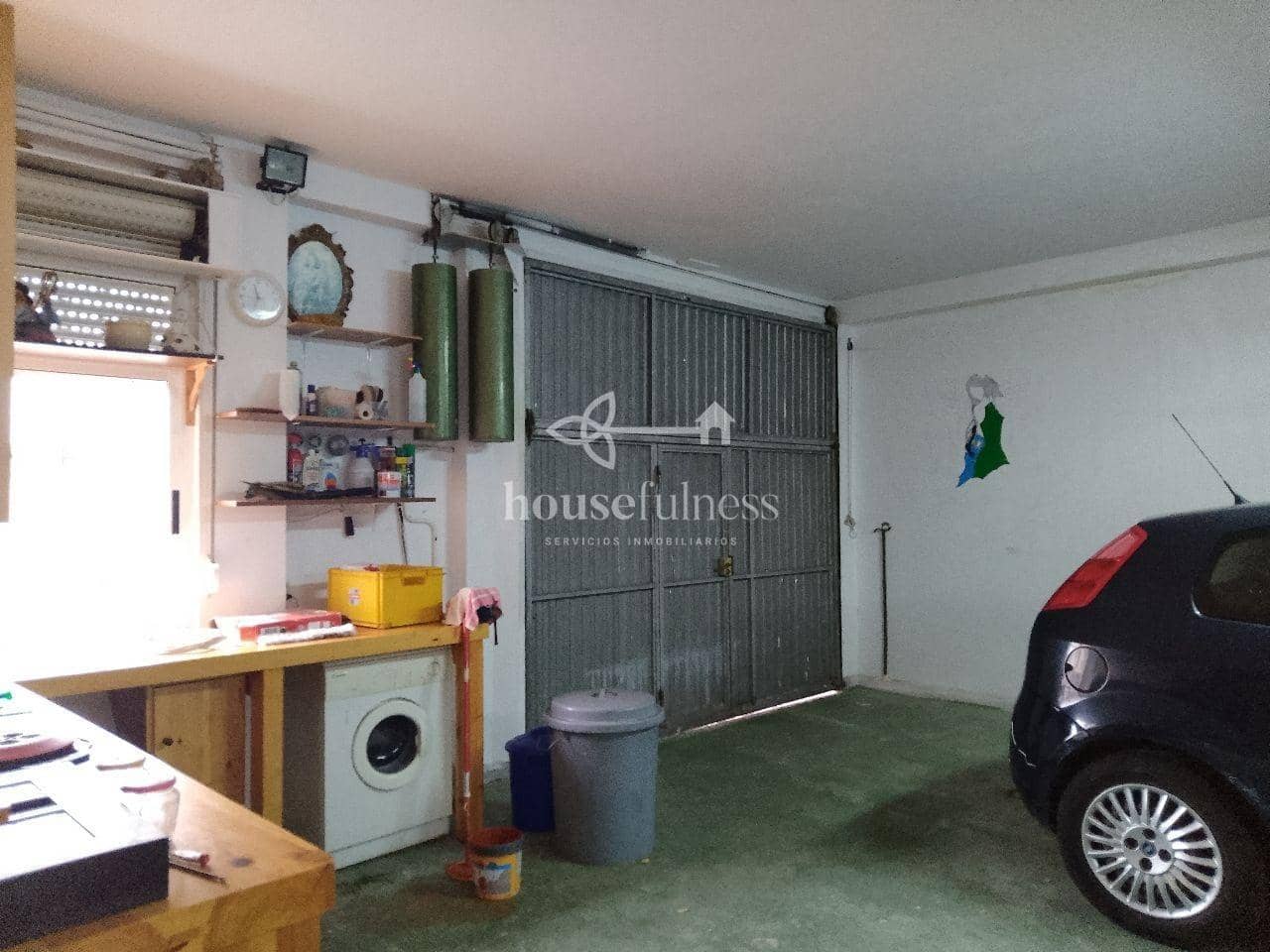 6 soveværelse Semi-Rækkehus til salg i Carino med garage - € 155.000 (Ref: 9218856)