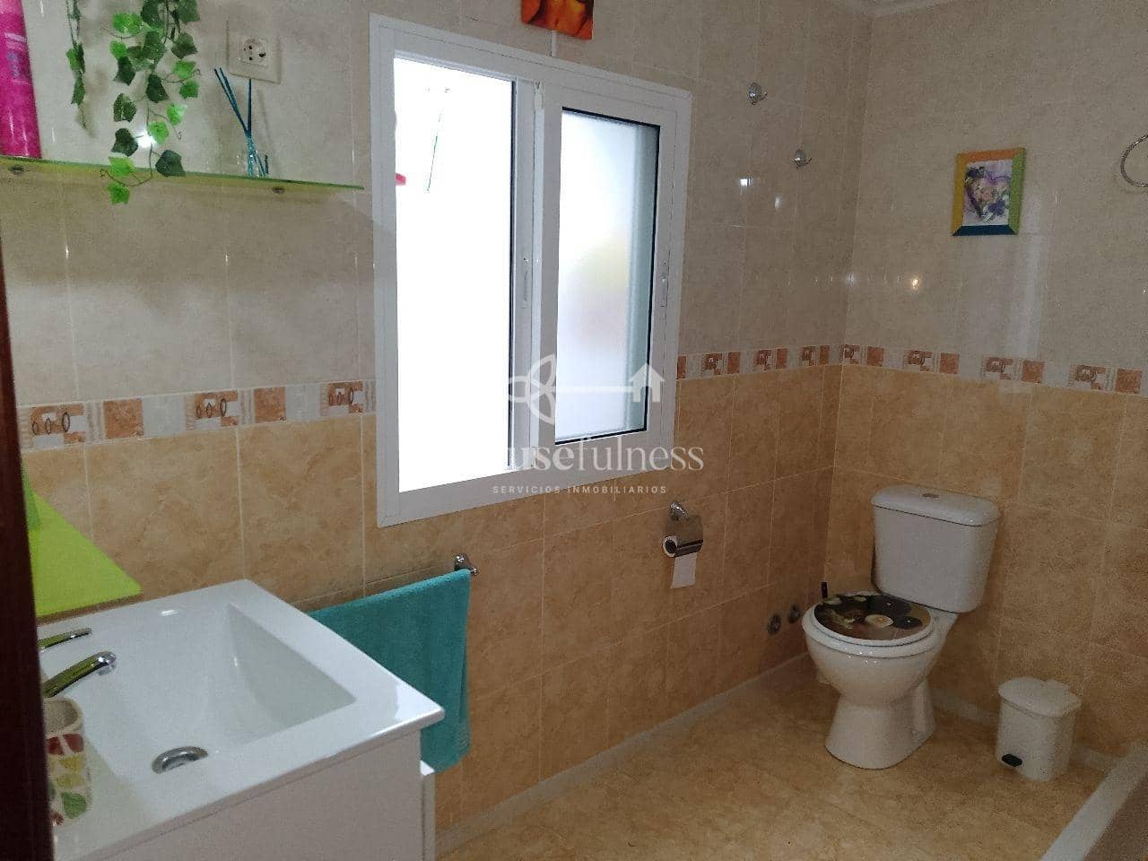 6 soveværelse Semi-Rækkehus til salg i Carino med garage - € 155.000 (Ref: 9218856)