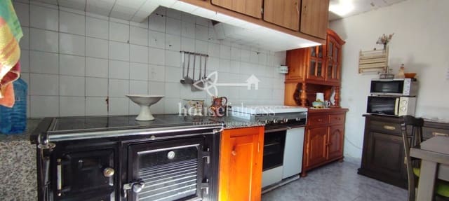 5 slaapkamer Huis te koop in Cabanas met garage - € 115.000 (Ref: 9218862)