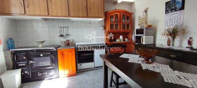 5 slaapkamer Huis te koop in Cabanas met garage - € 115.000 (Ref: 9218862)