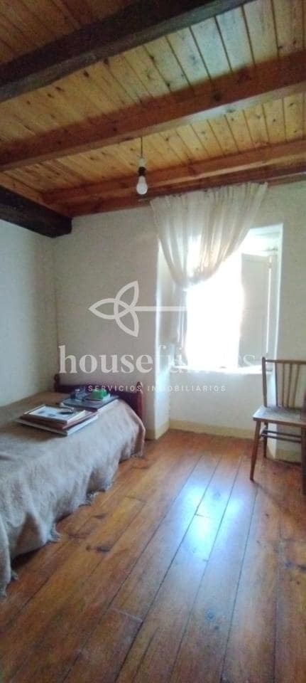 5 slaapkamer Huis te koop in Cabanas met garage - € 115.000 (Ref: 9218862)