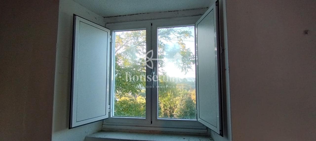 5 slaapkamer Huis te koop in Cabanas met garage - € 115.000 (Ref: 9218862)