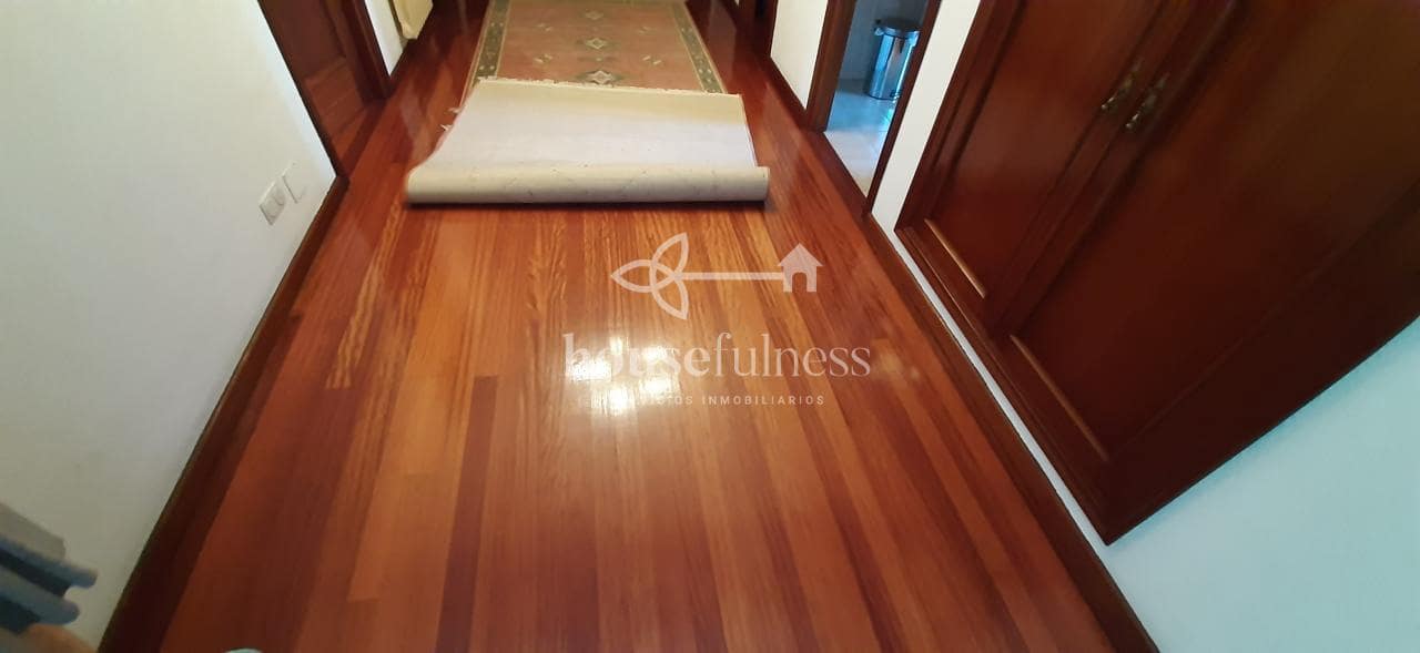 7 sypialnia Willa na sprzedaż w Bergondo z basenem garażem - 645 000 € (Ref: 9218864)