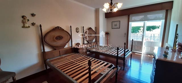 7 sypialnia Willa na sprzedaż w Bergondo z basenem garażem - 645 000 € (Ref: 9218864)