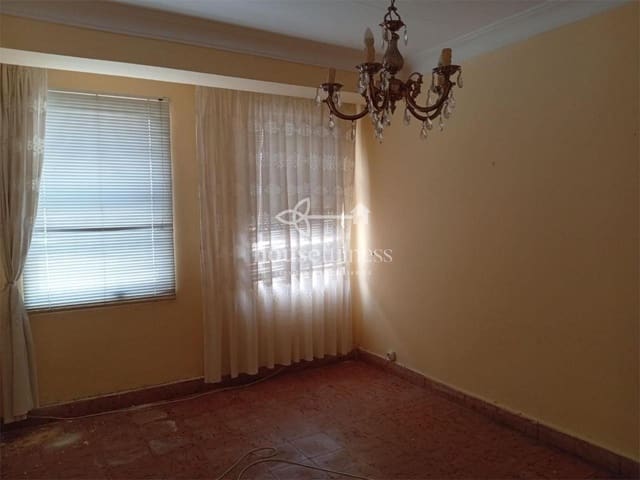 3 bedroom Flat for sale in Narón - € 53,000 (Ref: 9218865)