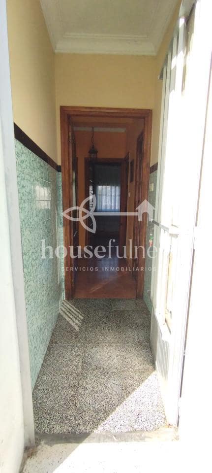 8 slaapkamer Huis te koop in Cabanas met garage - € 199.000 (Ref: 9218868)