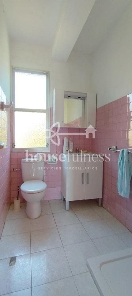 8 slaapkamer Huis te koop in Cabanas met garage - € 199.000 (Ref: 9218868)