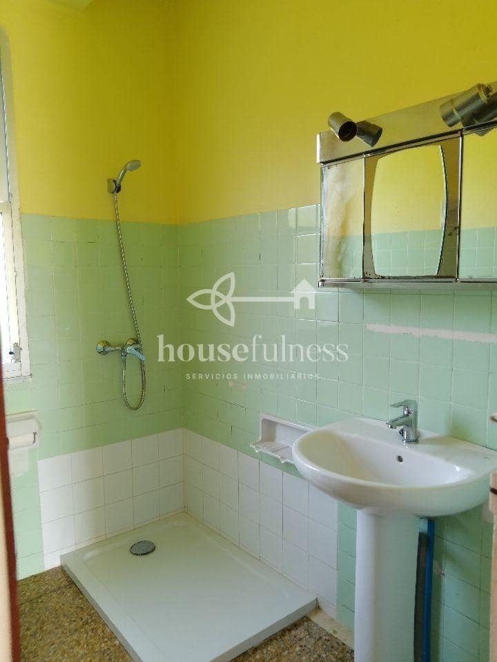 8 slaapkamer Huis te koop in Cabanas met garage - € 199.000 (Ref: 9218868)