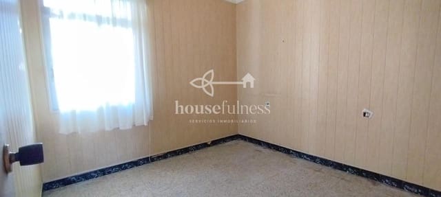 8 quarto Casa em Banda para venda em Cabanas com garagem - 199 000 € (Ref: 9218868)