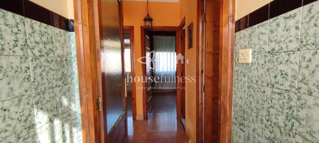 8 slaapkamer Huis te koop in Cabanas met garage - € 199.000 (Ref: 9218868)