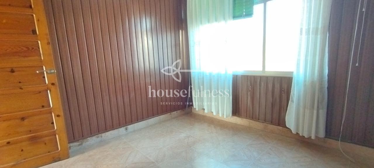 8 slaapkamer Huis te koop in Cabanas met garage - € 199.000 (Ref: 9218868)