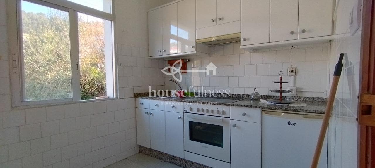 8 slaapkamer Huis te koop in Cabanas met garage - € 199.000 (Ref: 9218868)