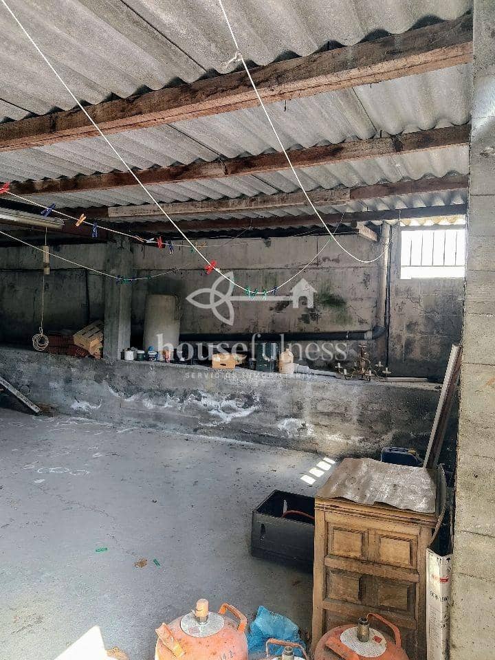 8 slaapkamer Huis te koop in Cabanas met garage - € 199.000 (Ref: 9218868)