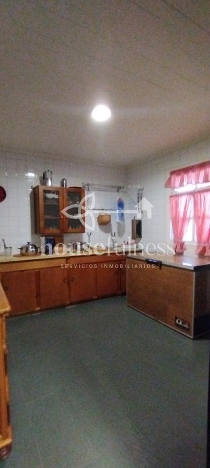 5 bedroom Townhouse for sale in Neda with garage - € 340,000 (Ref: 9218870)