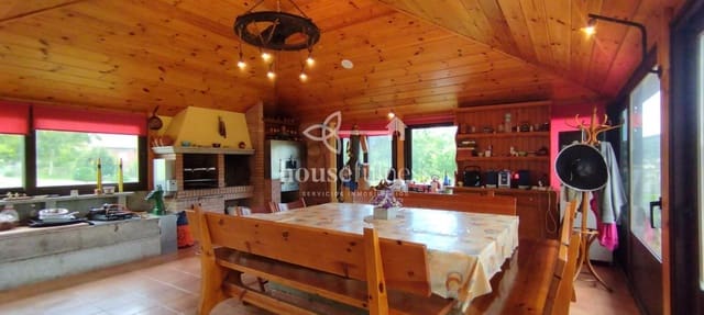 5 slaapkamer Huis te koop in Neda met garage - € 340.000 (Ref: 9218870)