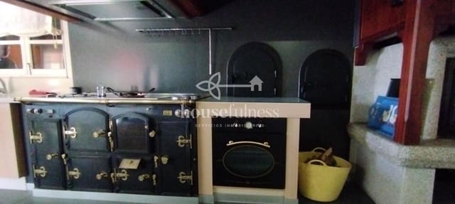 5 slaapkamer Huis te koop in Neda met garage - € 340.000 (Ref: 9218870)