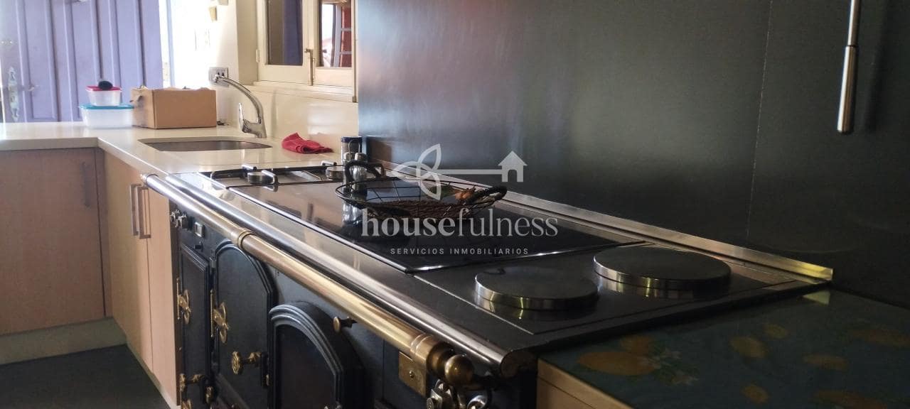 5 bedroom Townhouse for sale in Neda with garage - € 340,000 (Ref: 9218870)