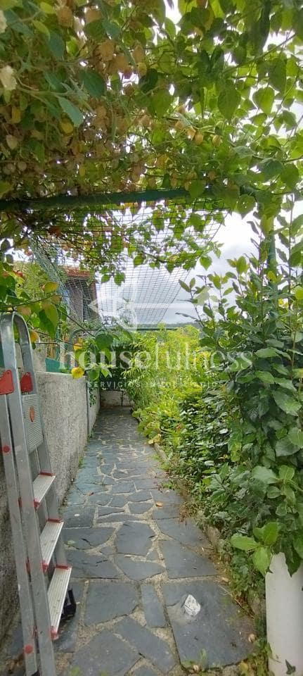 5 bedroom Townhouse for sale in Neda with garage - € 340,000 (Ref: 9218870)