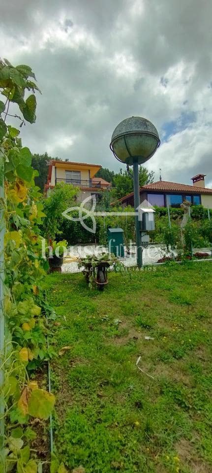 5 bedroom Townhouse for sale in Neda with garage - € 340,000 (Ref: 9218870)