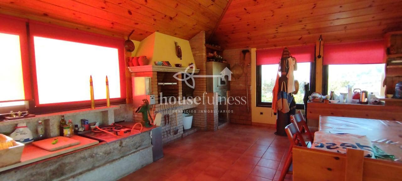 5 bedroom Townhouse for sale in Neda with garage - € 340,000 (Ref: 9218870)