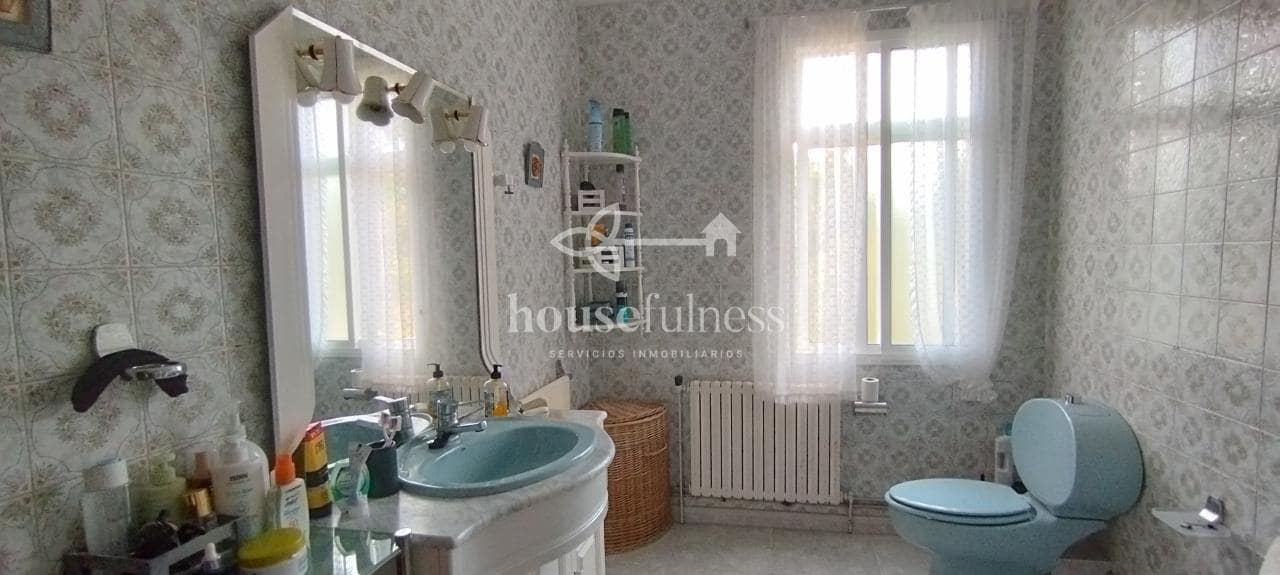 5 bedroom Townhouse for sale in Neda with garage - € 340,000 (Ref: 9218870)