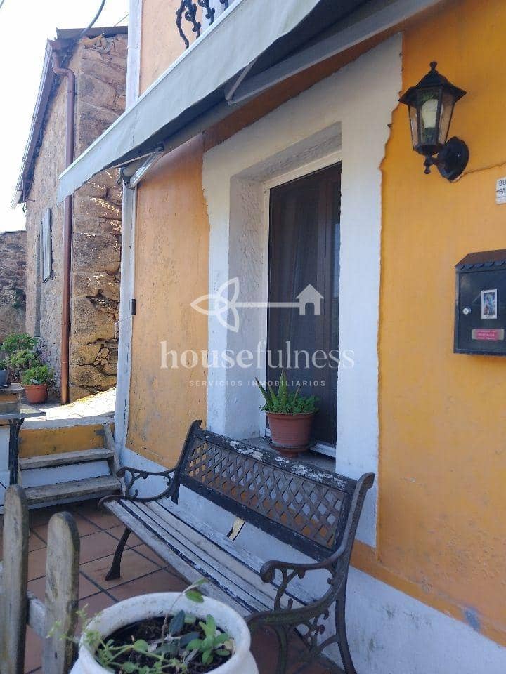 4 makuuhuone Omakotitalo myytävänä paikassa Ferrol mukana 
autotalli - 249 000 € (Ref: 9218871)