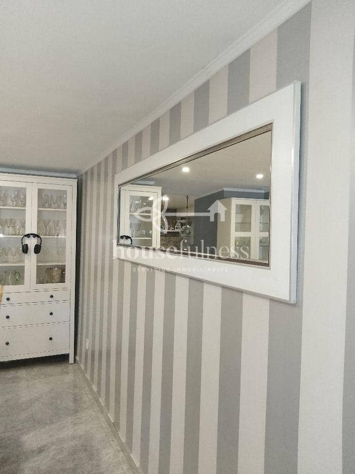 4 makuuhuone Omakotitalo myytävänä paikassa Ferrol mukana 
autotalli - 249 000 € (Ref: 9218871)