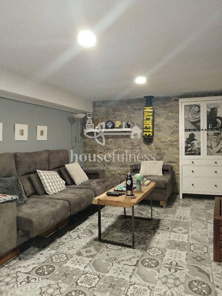 4 makuuhuone Omakotitalo myytävänä paikassa Ferrol mukana 
autotalli - 249 000 € (Ref: 9218871)