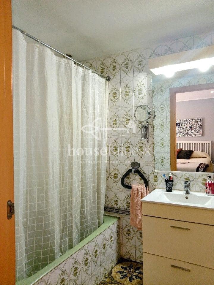 4 makuuhuone Omakotitalo myytävänä paikassa Ferrol mukana 
autotalli - 249 000 € (Ref: 9218871)