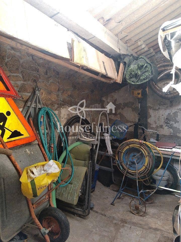 4 makuuhuone Omakotitalo myytävänä paikassa Ferrol mukana 
autotalli - 249 000 € (Ref: 9218871)